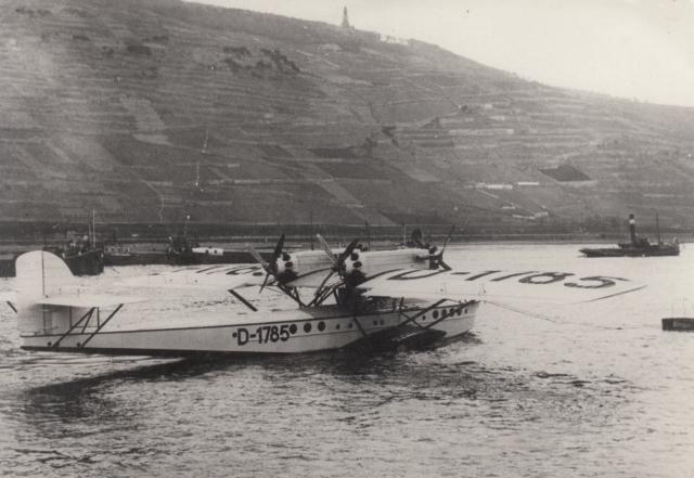 Bin Rhein Wasserflugzeug Dornier